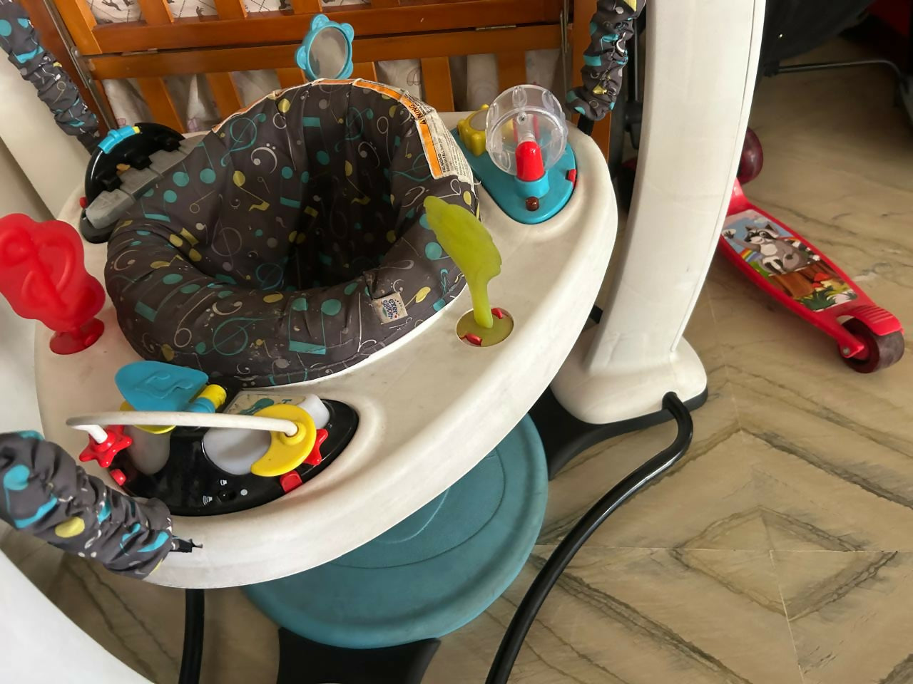 EVENFLO Exersaucer Jump and Learn Activity Center