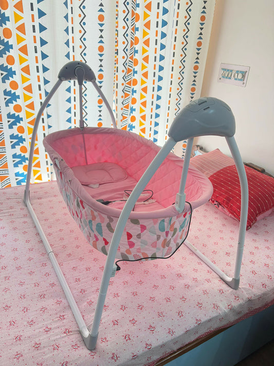 R FOR RABBIT automatic cradle – safe, gentle, and effortless sleep time for your baby.