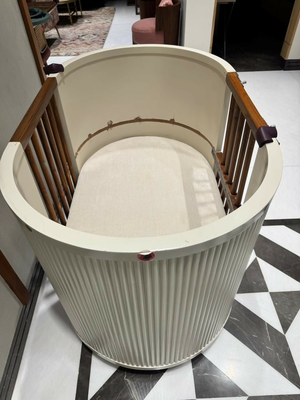 Customized Baby Crib with Mattress (Delivery in Delhi Only)
