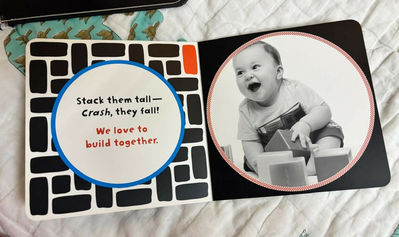High contrast baby books – set of 2, newborn stage onwards, premium quality, barely used.
