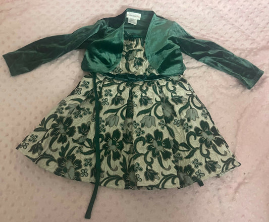 Wrap your little one in luxury with the SWEETHEART Imported From USA Velvet Jacket featuring exquisite appliqué work - crafted from soft, imported velvet fabric for unparalleled comfort and style.