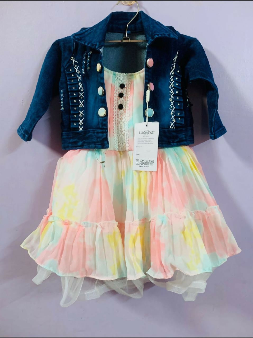 Adorn your baby girl in charming style with our New Frock/Dress – featuring soft, breathable fabric and elegant details, perfect for any occasion.