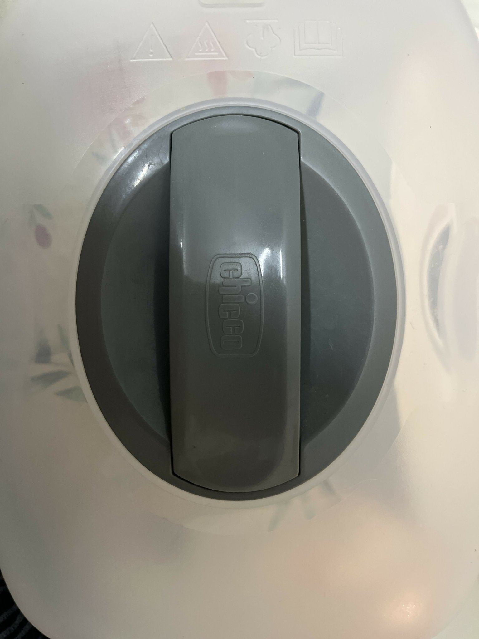 Chicco 2 in1 Steam Sterilizer | Sterilizes upto 6 Bottles | Kills 99.9% Of Germs | 24hrs Sterilization in 5 Mins | Auto Switch Off | Portable & Travel Friendly