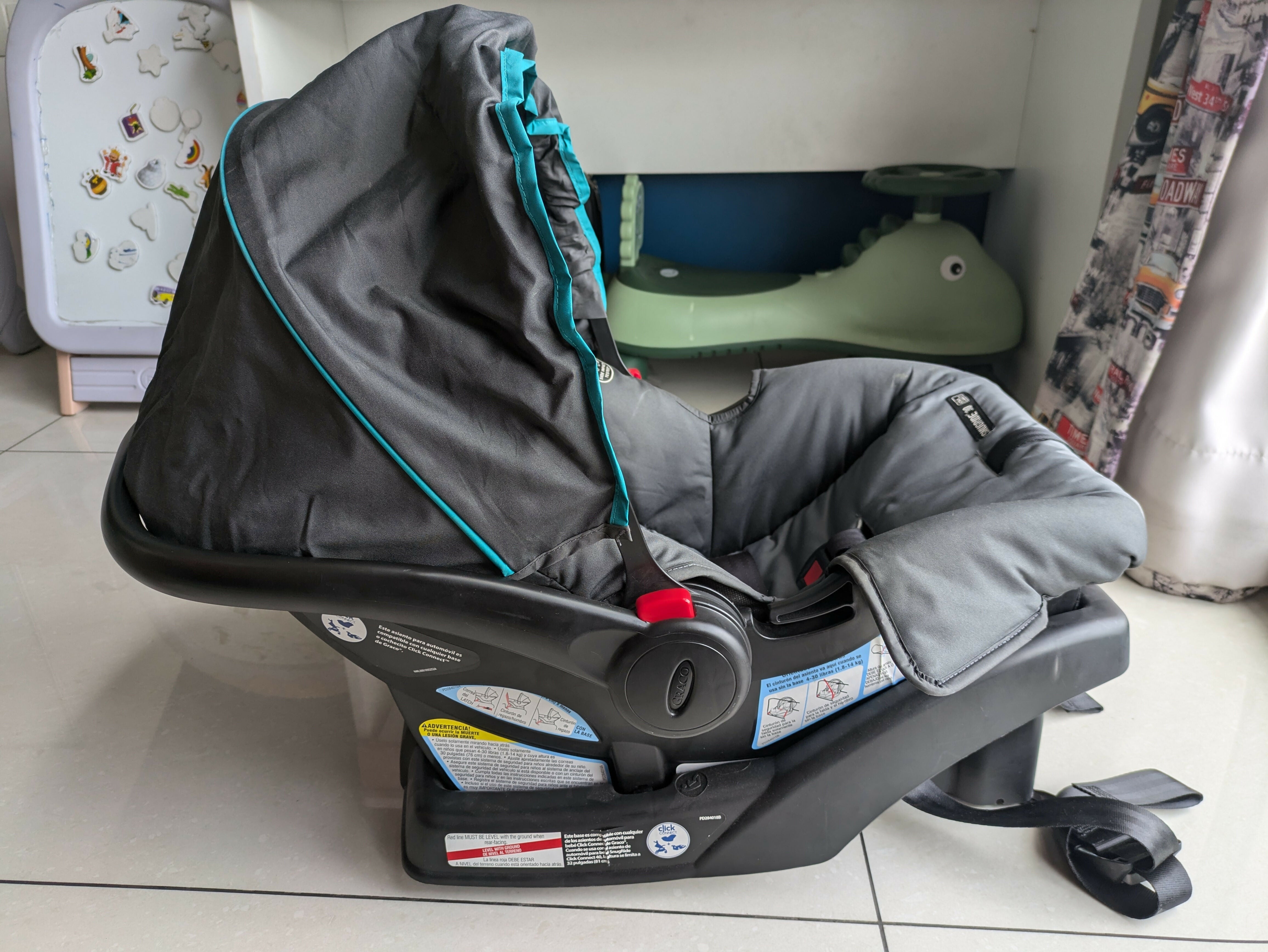 GRACO Snugride Snuglock 30 Rear-Facing Infant Car Seat