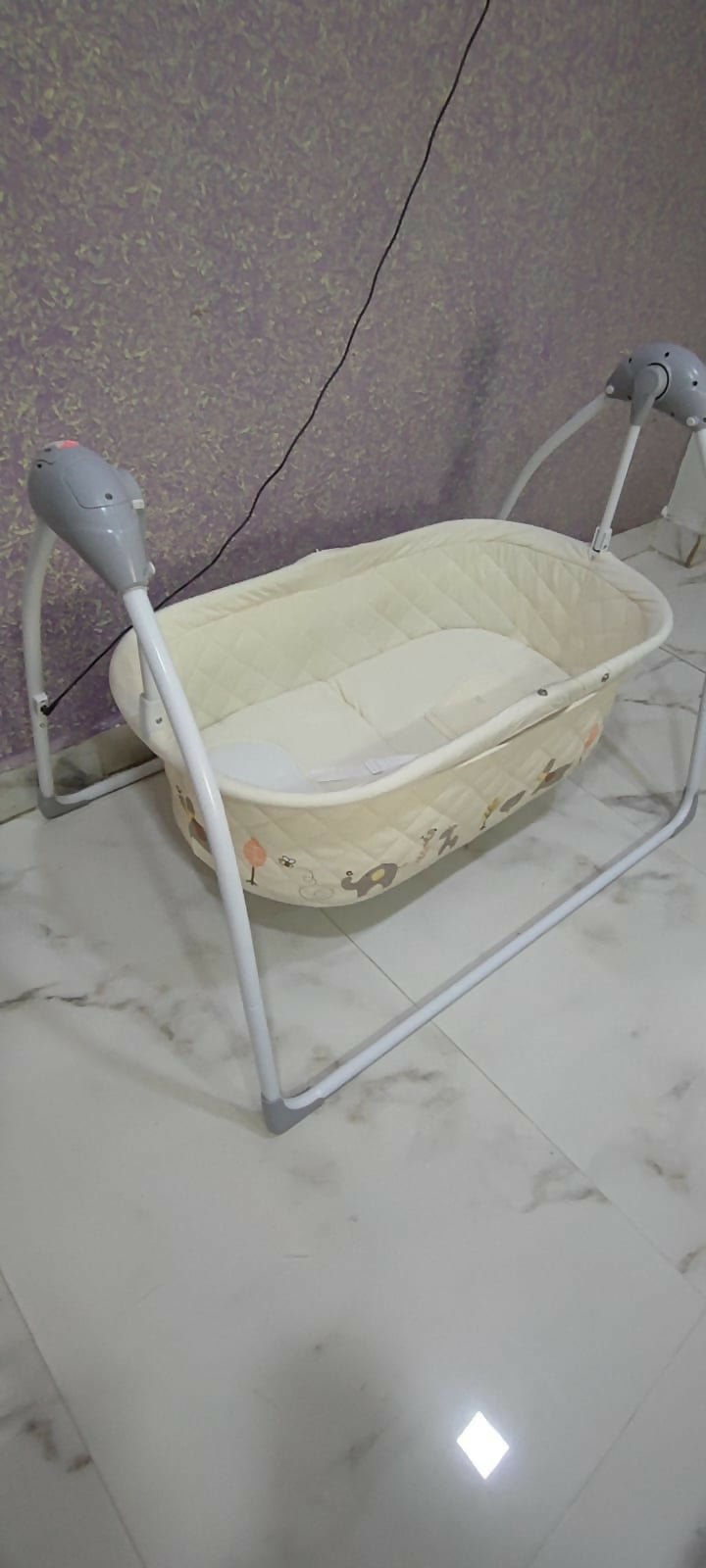 R FOR RABBIT Lullabies Automatic Baby Cradle Swing