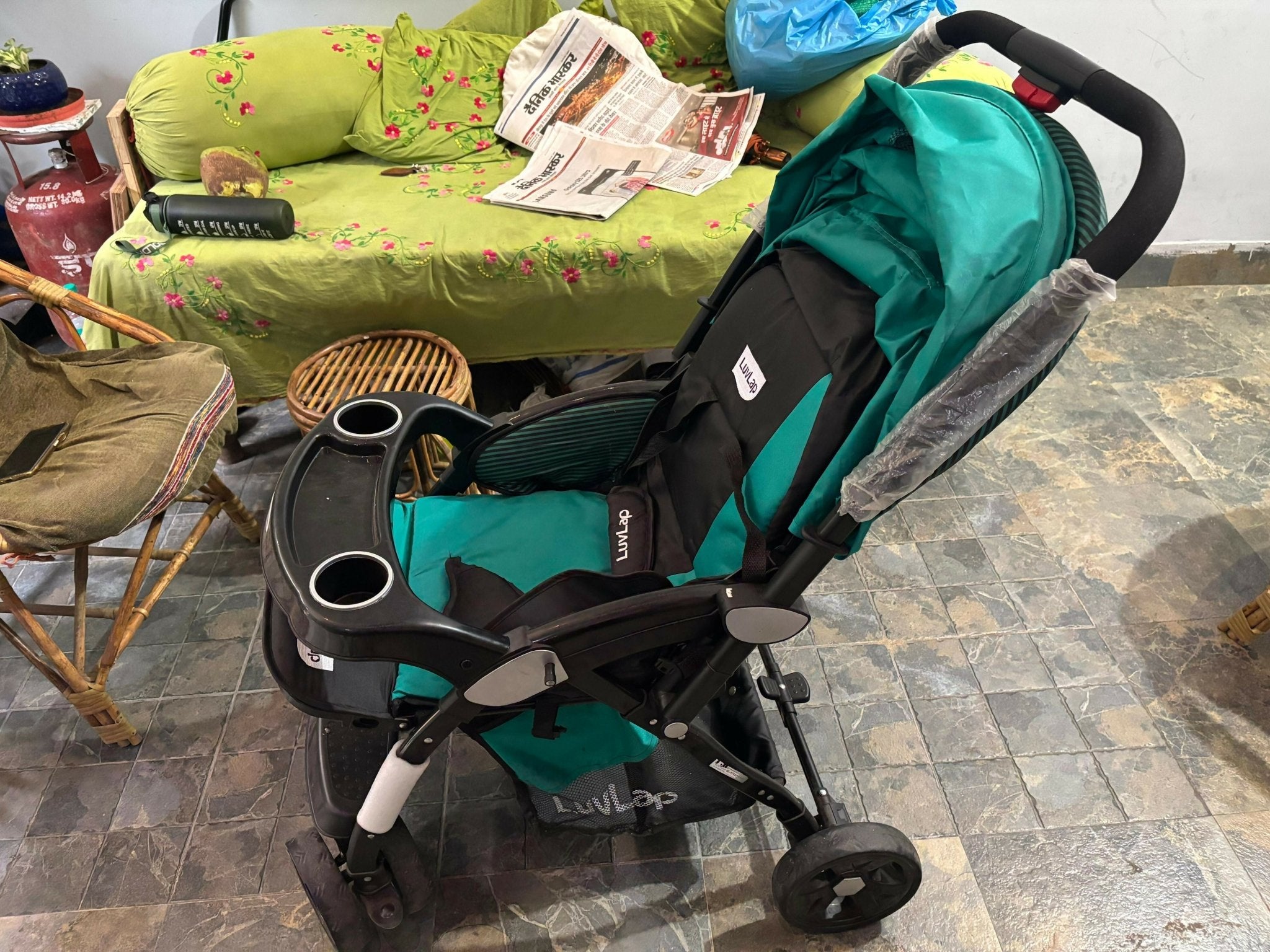 LuvLap Galaxy stroller, LuvLap baby stroller, travel-friendly stroller, reclining baby pram, stroller with safety harness, lightweight stroller for babies