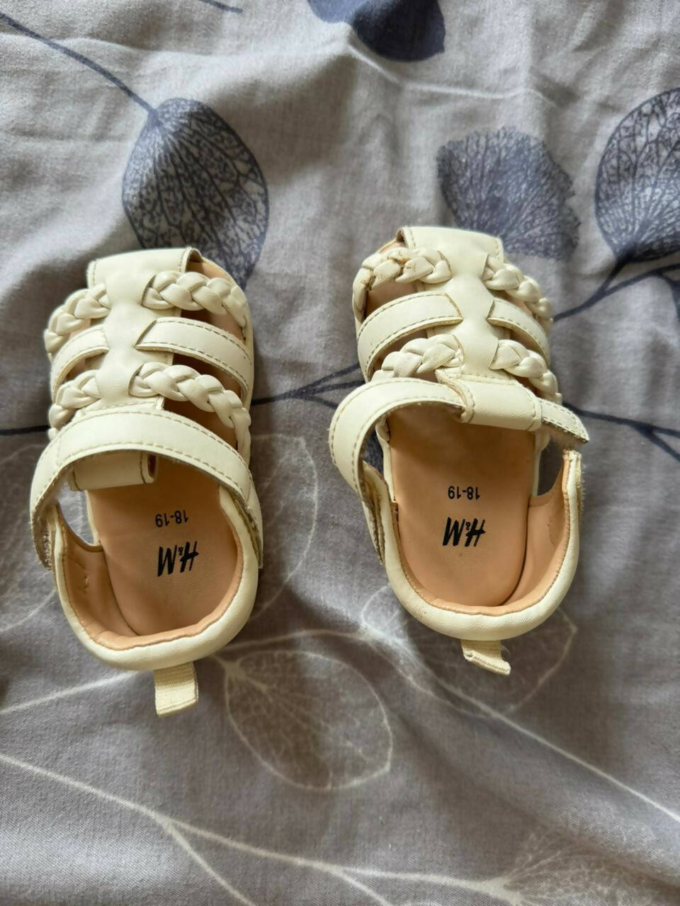 Infant girl sandals shop
