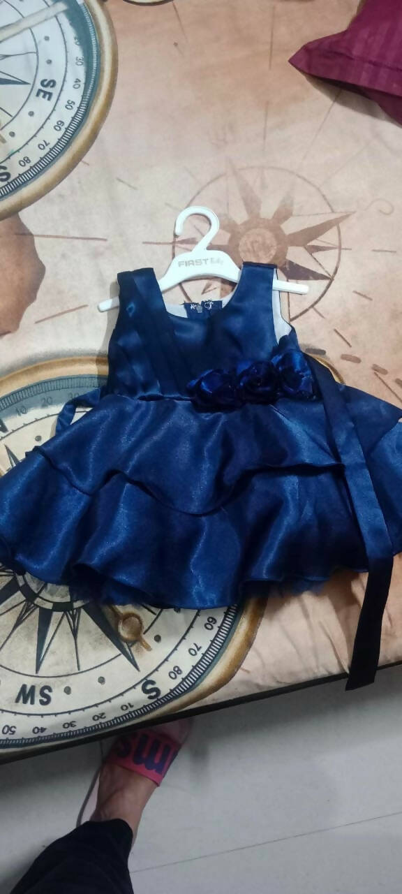 Make your baby girl the belle of the ball with our LEMON MINT Partywear Dress/Frock - pure elegance for little divas!