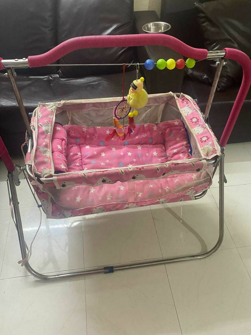 Manual Cradle for Baby1