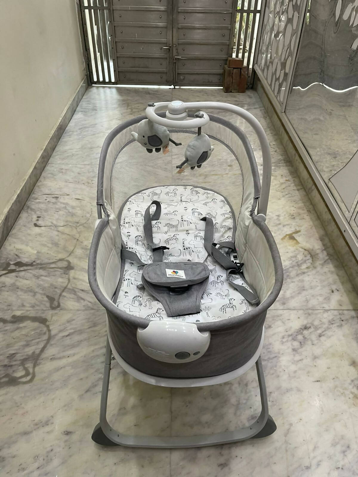 MASTELA 6 In 1 Multi-functional Bassinet - PyaraBaby