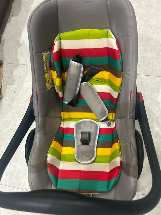 R for Rabbit Picaboo 4-in-1 – infant car seat, carry cot, rocker, and chair in one safe, stylish solution.

