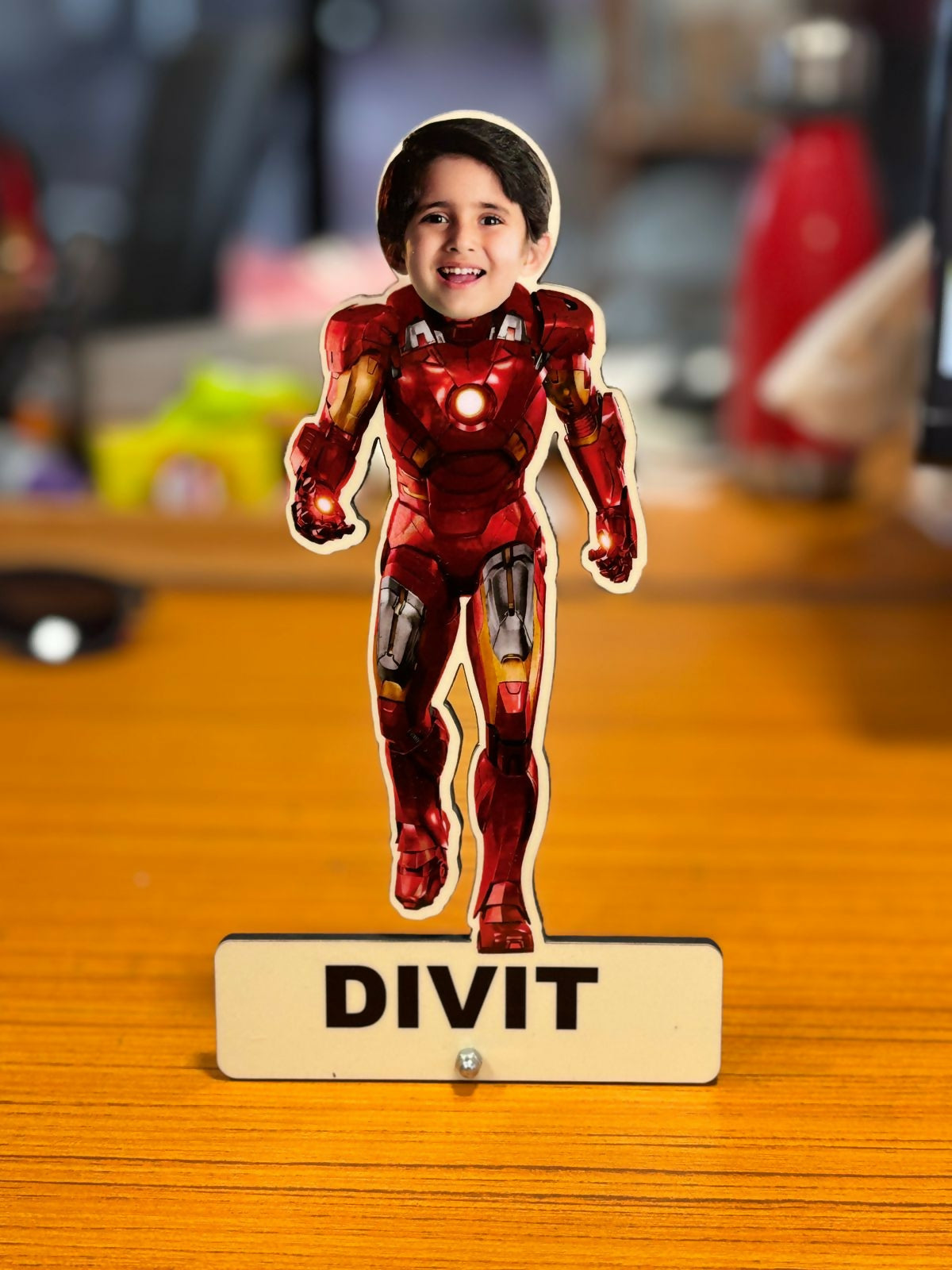 Personalised photo caricature stand