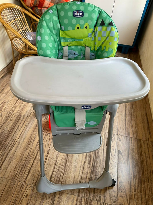 CHICCO  Polly Easy Highchair with Large Seat, 7-Height Adjustments & Safety Belt, For Babies 6m+ (Crocodile, Green)