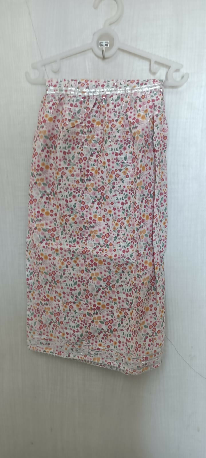 Make a statement with our Beautiful Floral Print Peplum Top and Garara Set, featuring intricate floral prints and luxurious fabric for a look that's both elegant and on-trend.