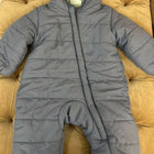 Keep your baby warm and cozy outdoors with the Baby Windsheeter with Warm Inside, featuring a soft and snug inner lining for chilly days. Crafted for durability and comfort, this windsheeter is perfect for outdoor adventures.