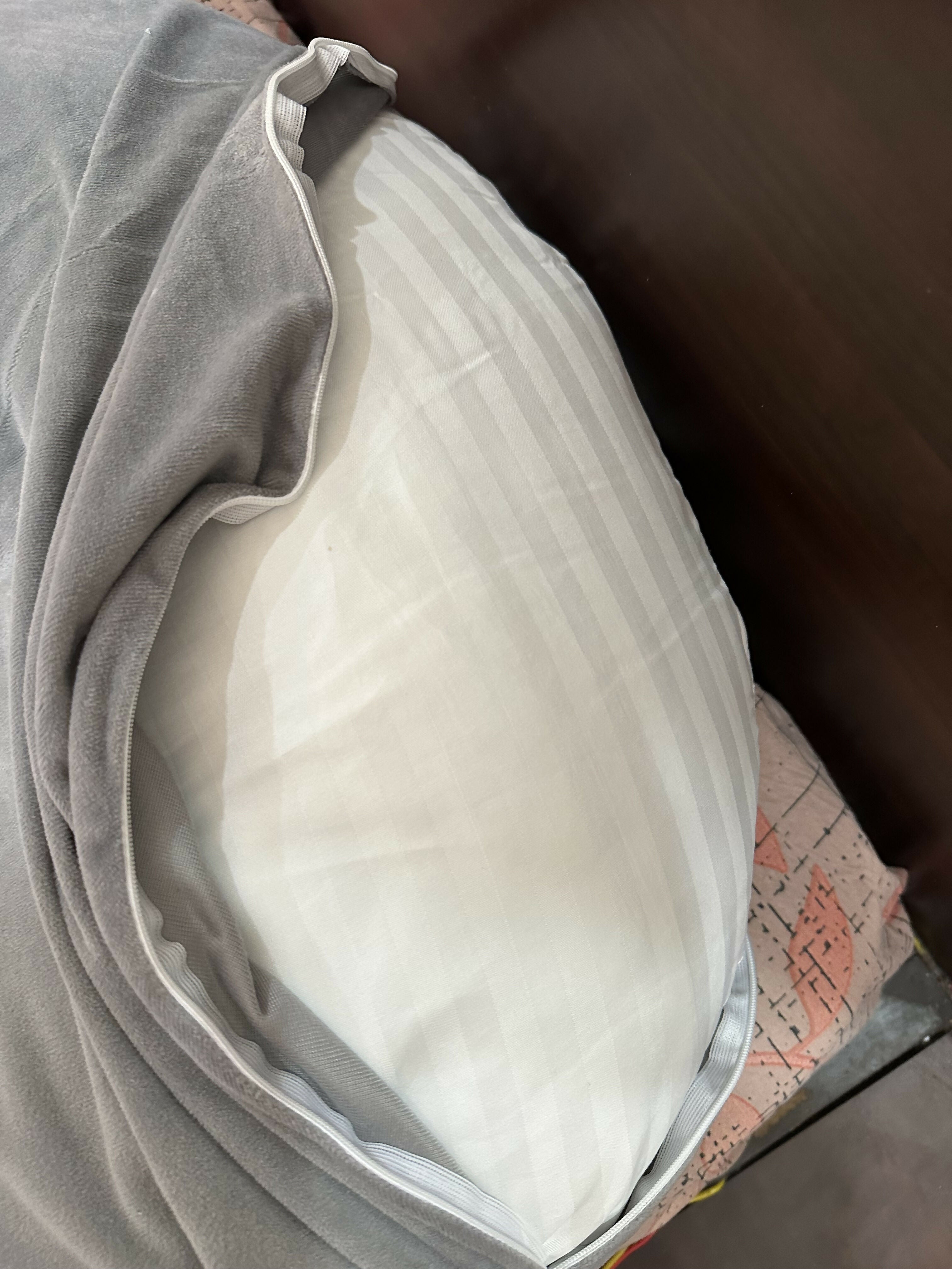 Quilt comfort U shape pregnancy pillow