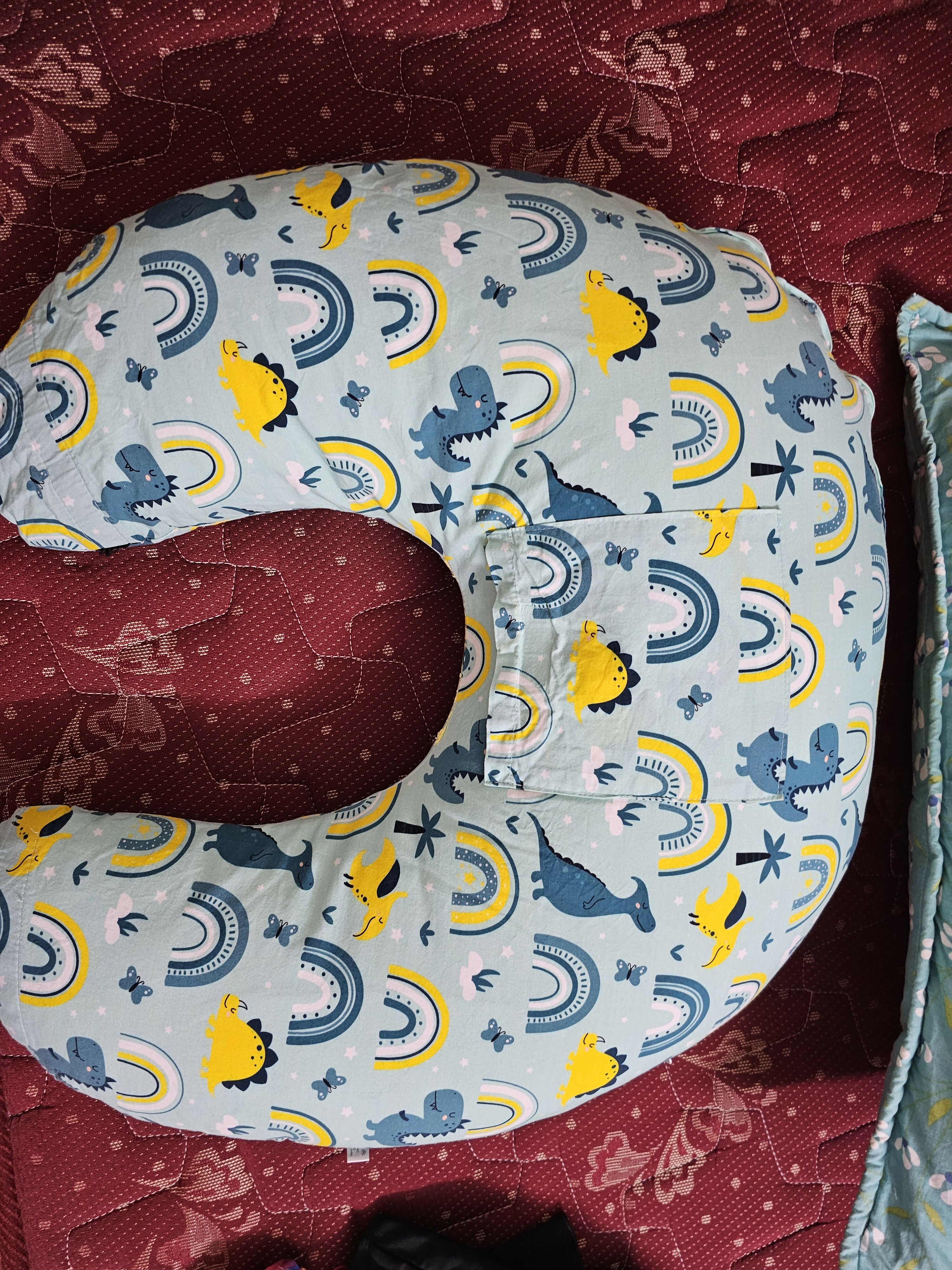 Kradyl Kroft Feeding Pillow