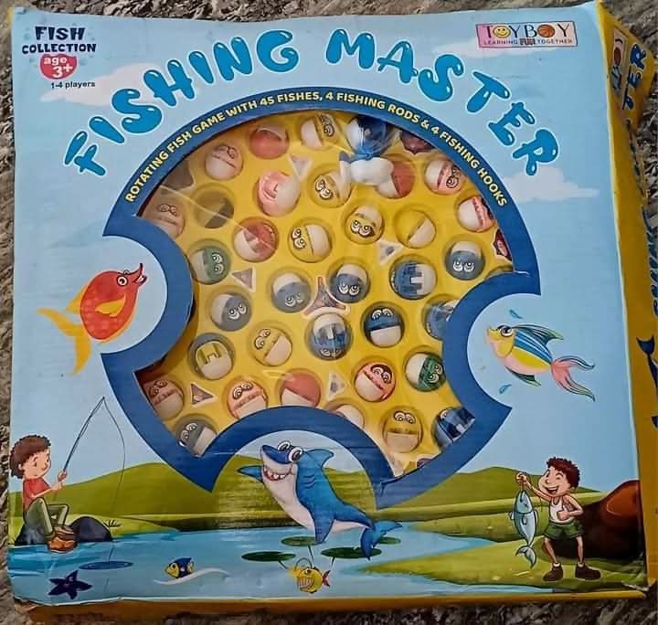 Rowan Rotating Musical Fishing Game: A fun, interactive game that enhances hand-eye coordination with magnetic fishing rods and cheerful music.