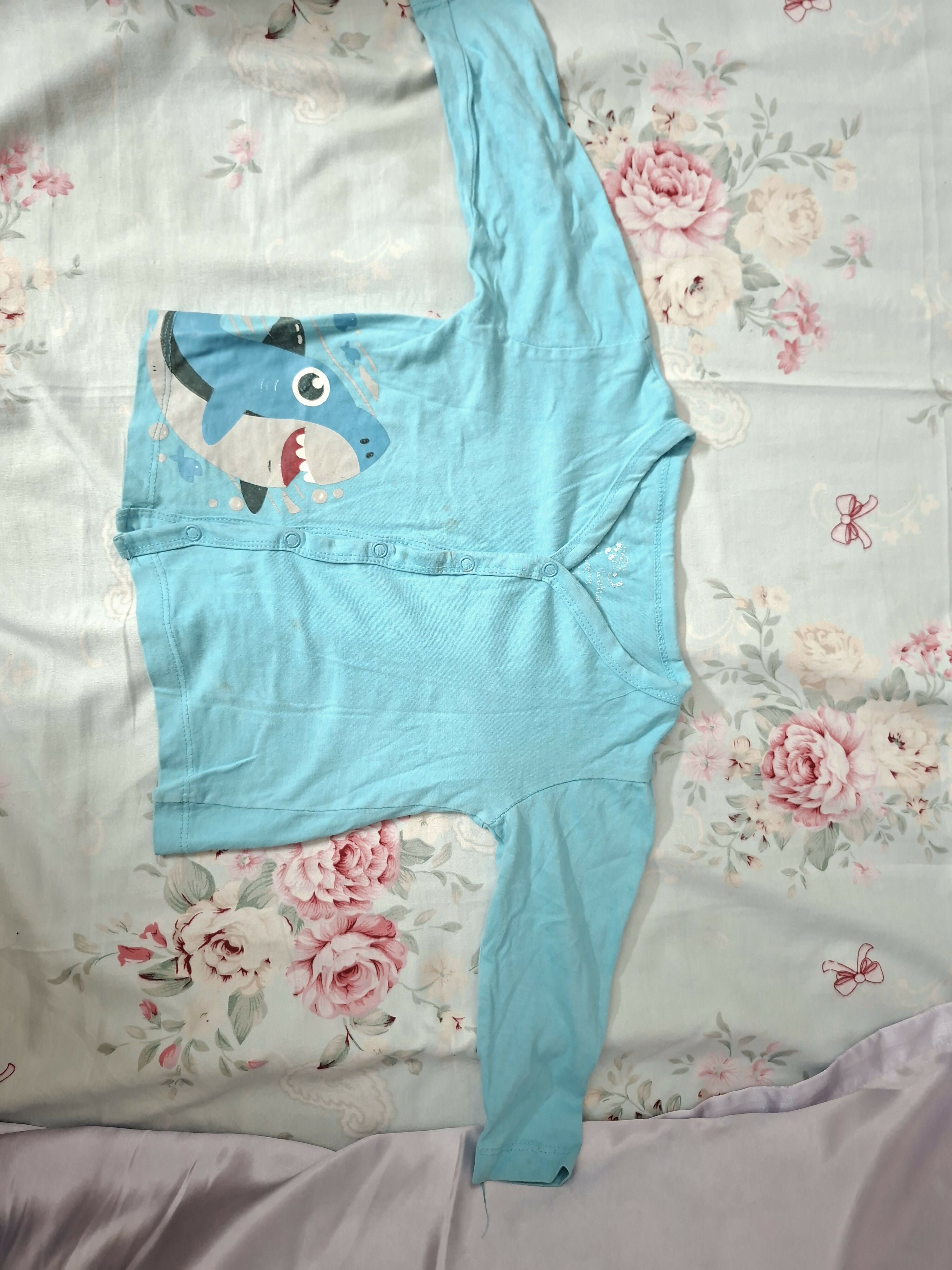 Baby Clothing 18 items (6-12 months)