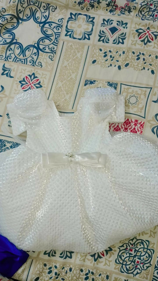 Dress your baby girl in style with this charming and comfortable frock—perfect for any occasion and designed for endless fun!