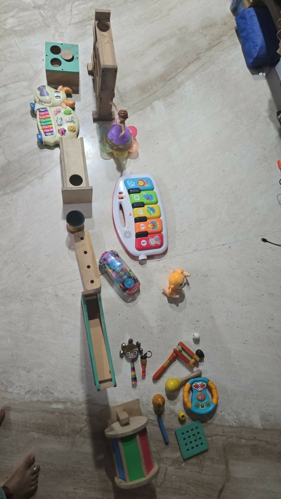 CURIOUS CUB Channapatna Wooden Toy Set (19 Pieces) featuring handcrafted wooden toys made with child-safe materials, vibrant natural colors, and smooth finishes to encourage imaginative play, fine motor skills, and early learning.