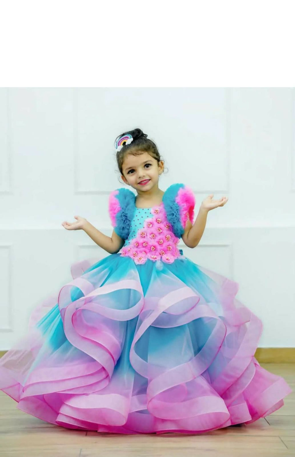 Make her first birthday unforgettable with the LI AND LI 1st Birthday Frock/Dress, a beautiful blend of style and celebration for your baby girl.