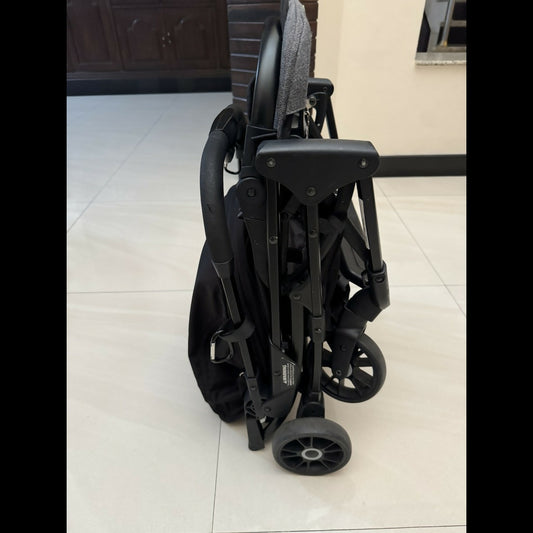 Evenflo Urbini Lightweight Itsi Stroller/Pram