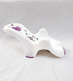 Keeeper Ergonomic Baby Bath Support Infant Bath Recliner Safari with ergonomic shape, non-slip design, sturdy construction, and comfortable support to help keep babies secure during bath time.