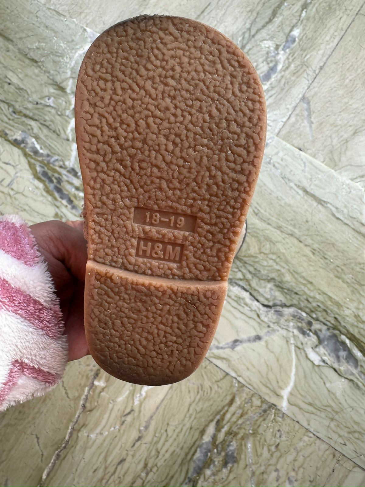 H&M Shoes for Baby – Stylish, Comfortable & Easy-Wear Footwear