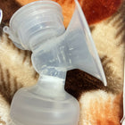 Silicone breast pump 