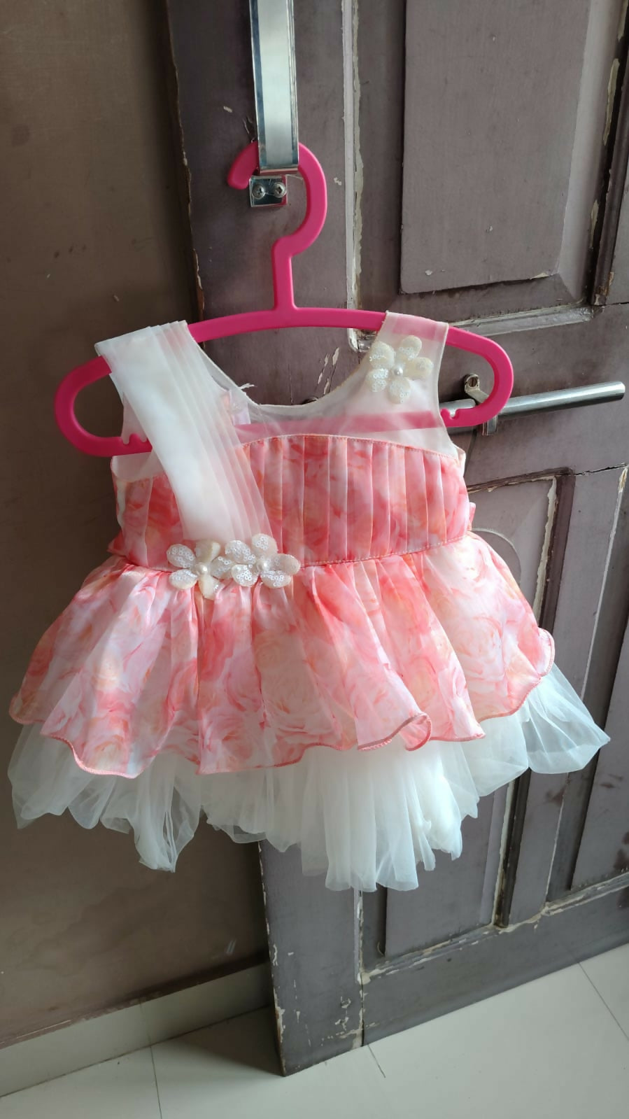 Frock Set of 2 for baby girls featuring five cute and stylish dresses with comfortable designs for everyday wear, outings, playdates, birthdays, casual occasions, and gifting