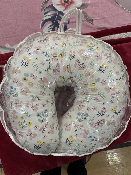 Haus and kinder 4-in-1 pillow