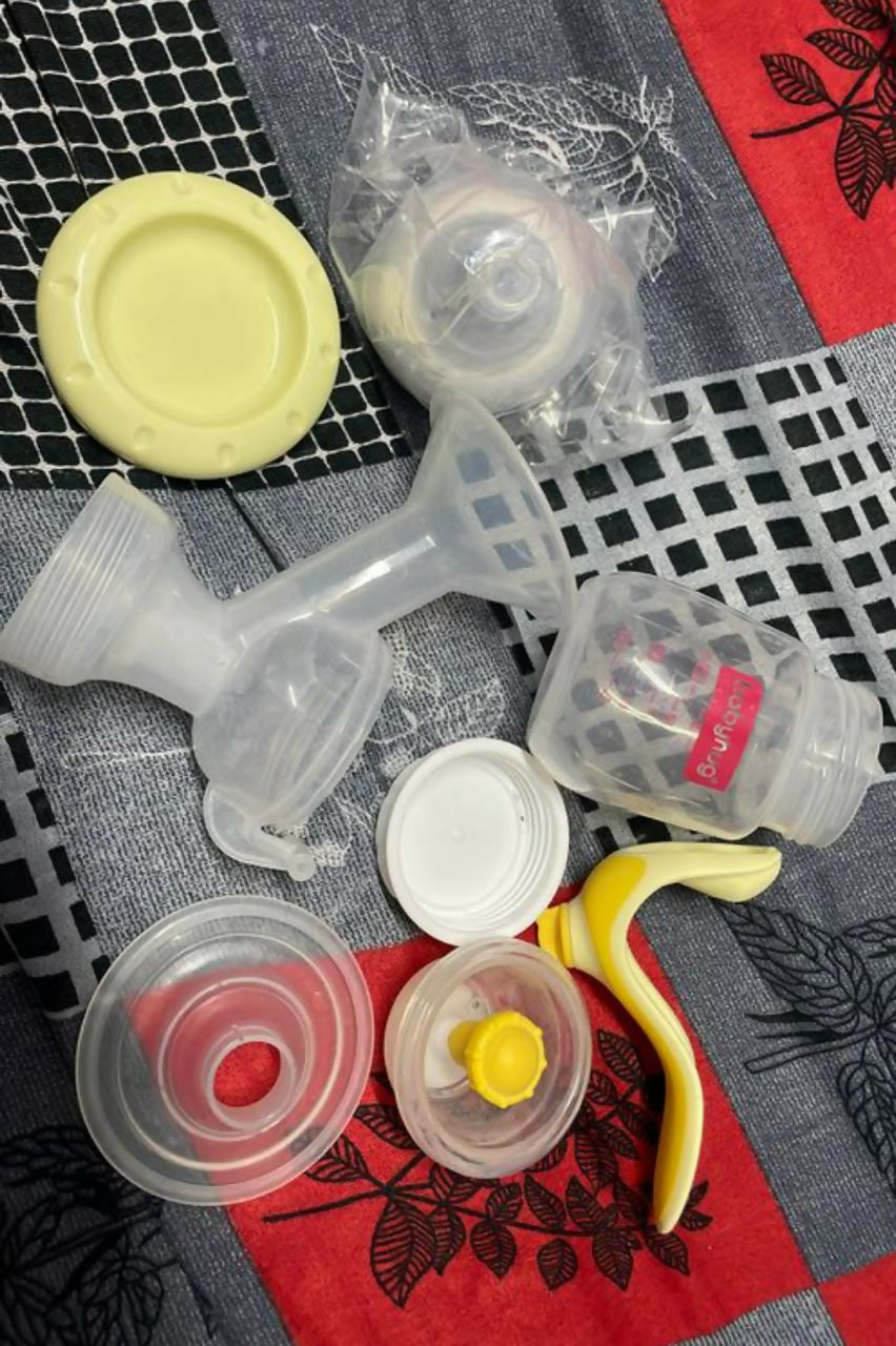 BABYHUG Manual Breast Pump