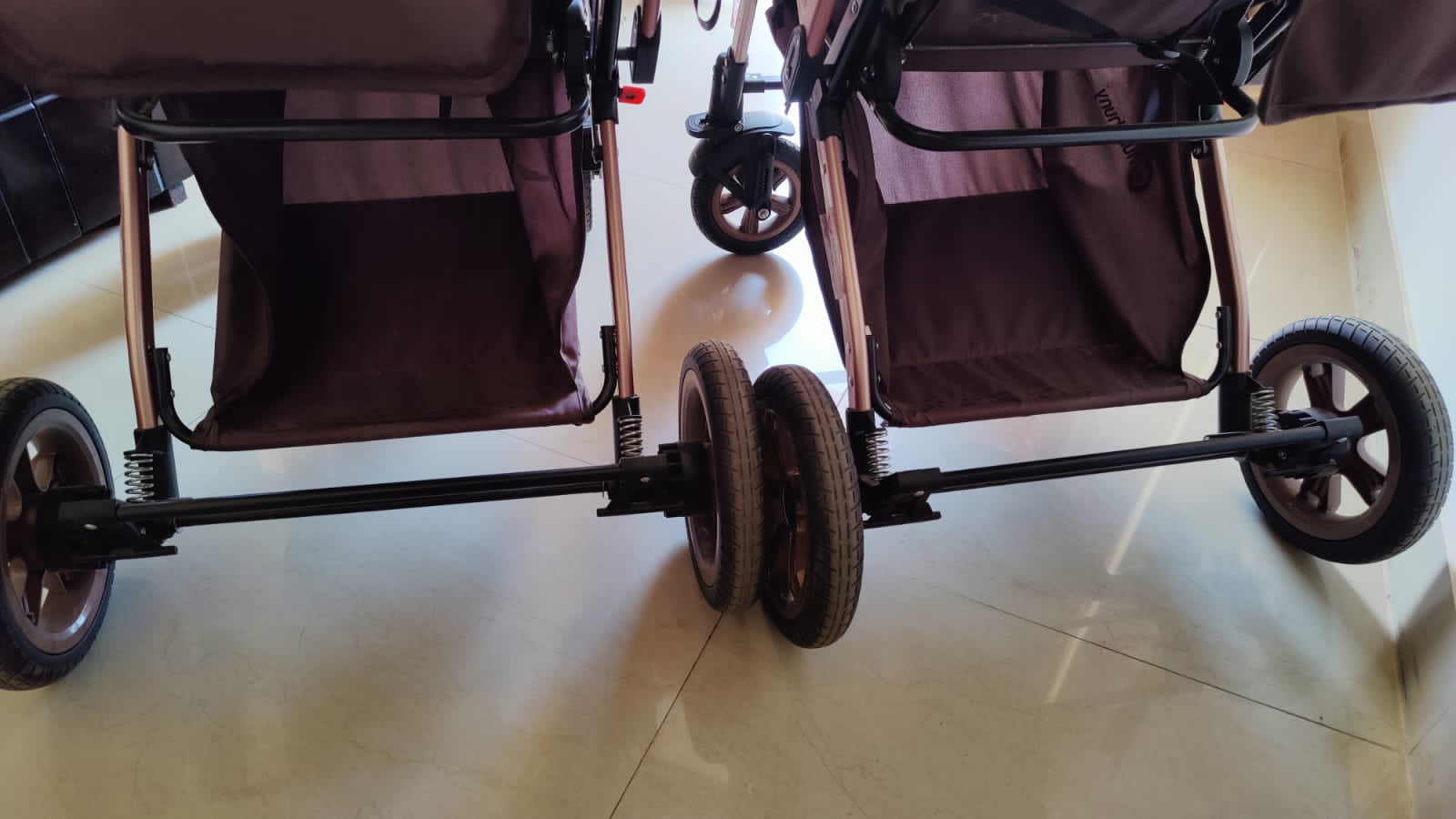 HUNY HUNY detachable twin stroller cum pram - PyaraBaby