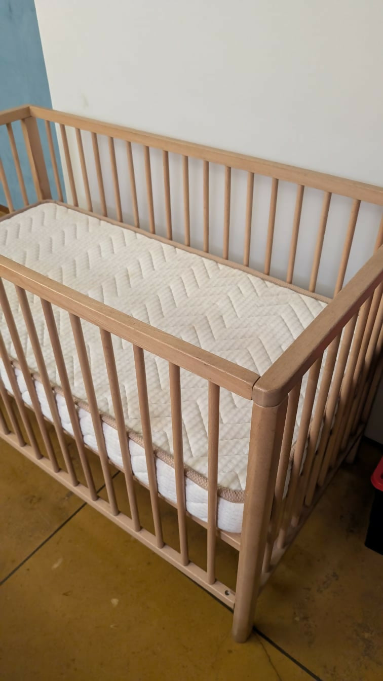 MOTHERCARE Balham Cot/Crib Bed Including Mattress