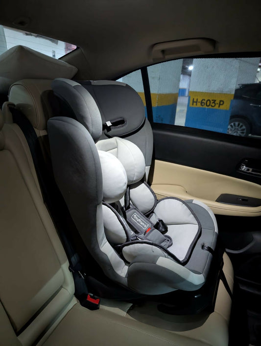 Ensure your baby's safety and comfort during car rides with the BABYHUG Car Seat Convertible for Baby. 