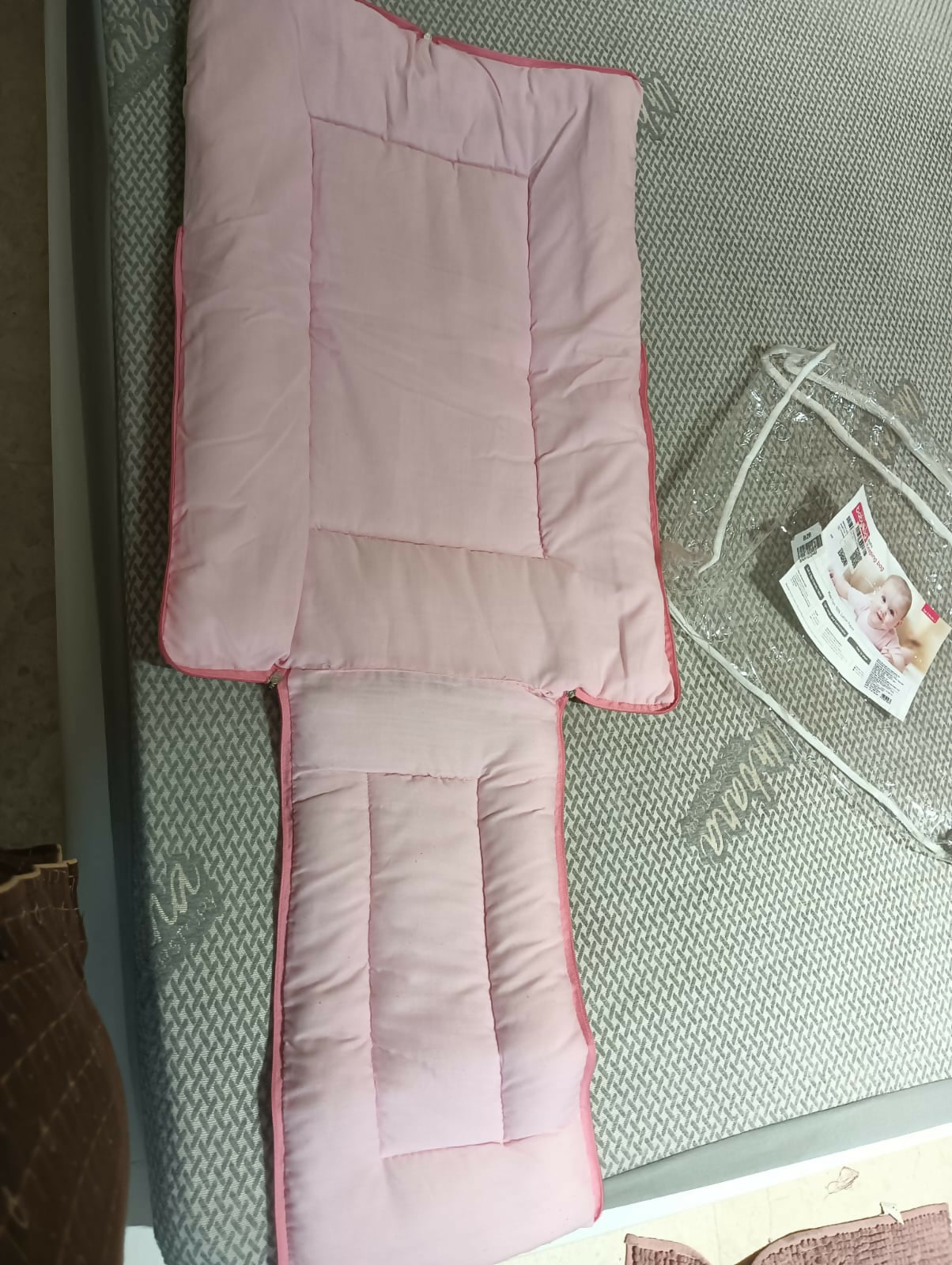 Experience the perfect blend of comfort and convenience with the BABYHUG Sleeping Bag Cum Baby Nest, offering a cozy and secure sleep environment for your little one whether at home or on the go.
