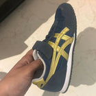 Onitsuka kids shoes, some used, stylish and comfortable, suitable for 4–5 years