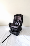R for Rabbit Jack N Jill convertible car seat with rear and forward-facing modes, adjustable safety harness, cushioned seating, side protection, and support for children from 0–25 kg.