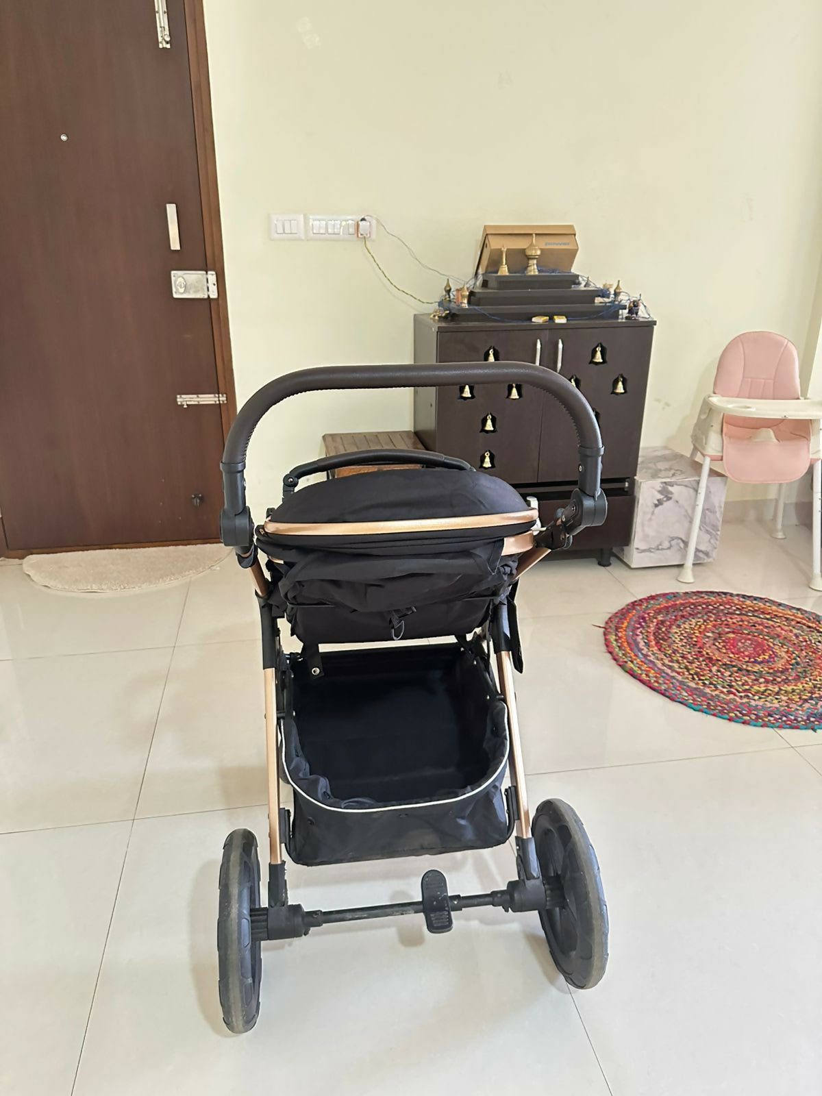 StarAndDaisy EasyGo travel-friendly luxury baby stroller pram buggy with reclining seat, smooth wheels, safety harness, adjustable canopy, and compact design for comfortable baby travel.