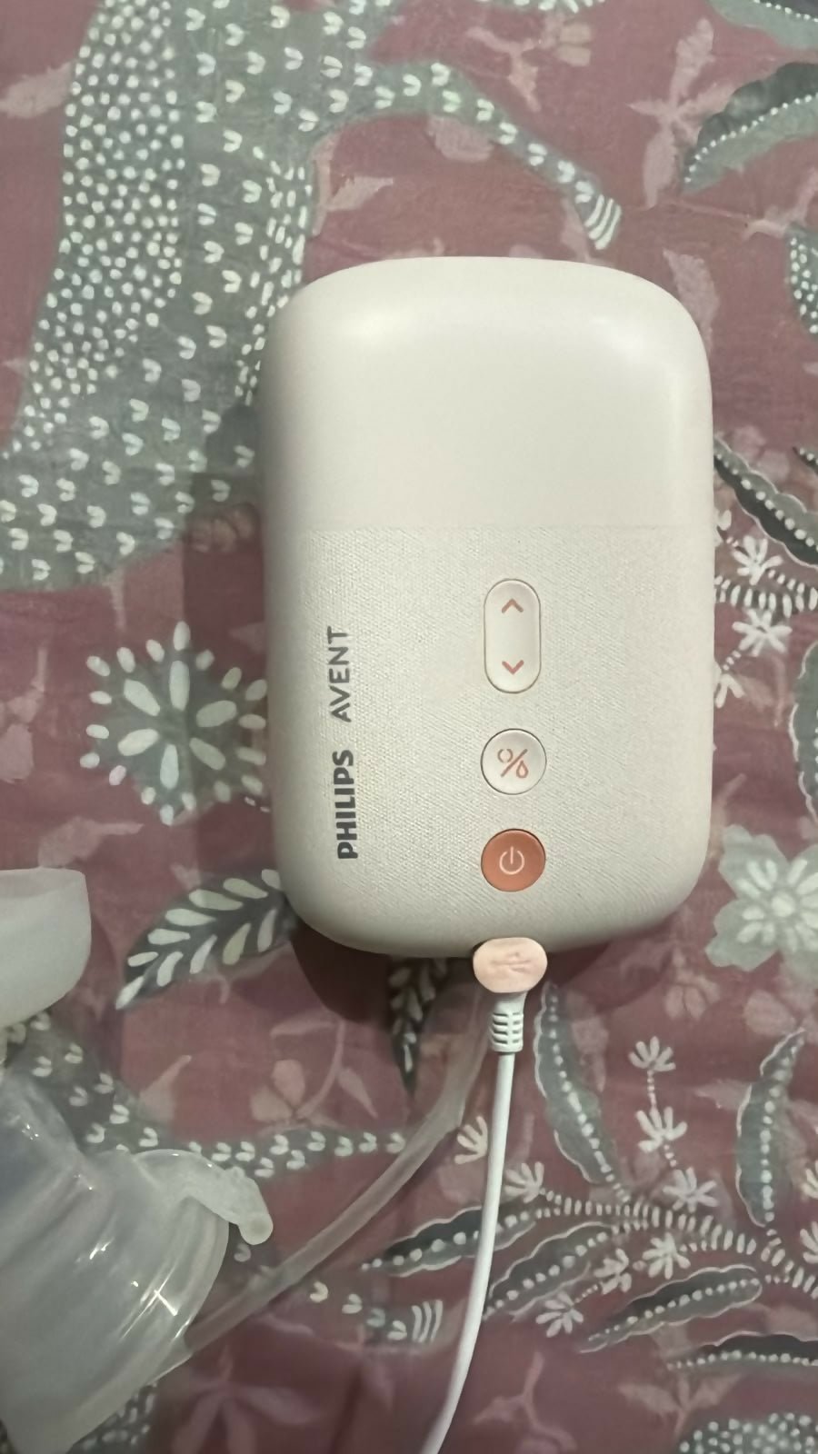 PHILIPS AVENT Single Electric Breast Pump with adjustable expression settings, soft silicone cushion, compact motor unit, easy-to-use controls, and