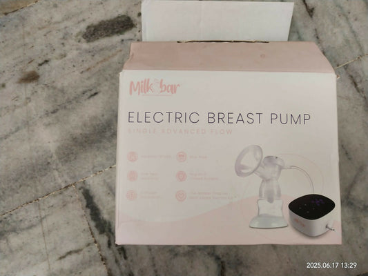 Milkbar electric breast pump – powerful, quiet, and portable solution for comfortable and efficient breastfeeding.

