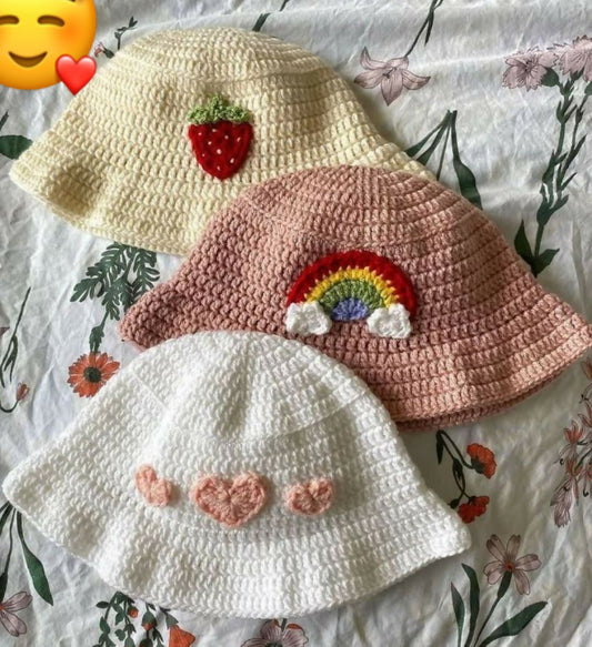 Cuteness and comfort, right from the top.

