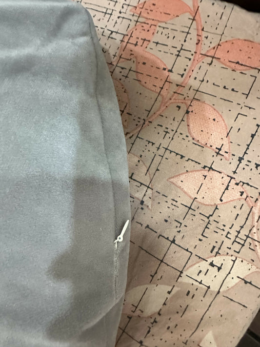 Quilt comfort U shape pregnancy pillow