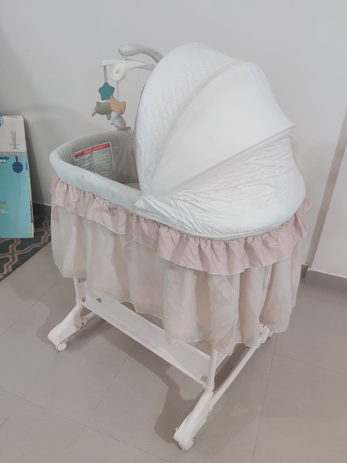 Giggles baby bed 2025