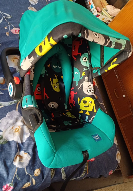 MEE MEE  Infant Carrier Cum Car Seat