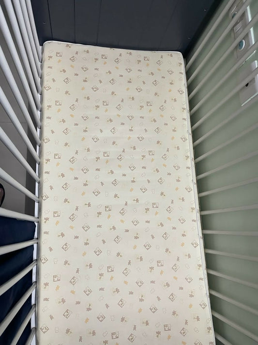 R FOR RABBIT Baby's Den Lite Wooden Baby Cot/Crib Dimensions - L126*H93*W65 cm