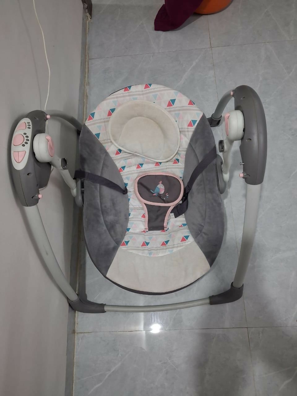 MASTELA Deluxe Electric Baby Swing