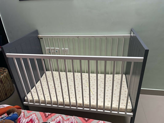 R FOR RABBIT Baby's Den Lite Wooden Baby Cot/Crib Dimensions - L126*H93*W65 cm
