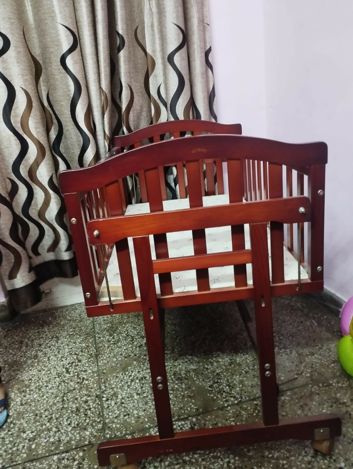 BABYHUG IONIA  Wooden Cradle 